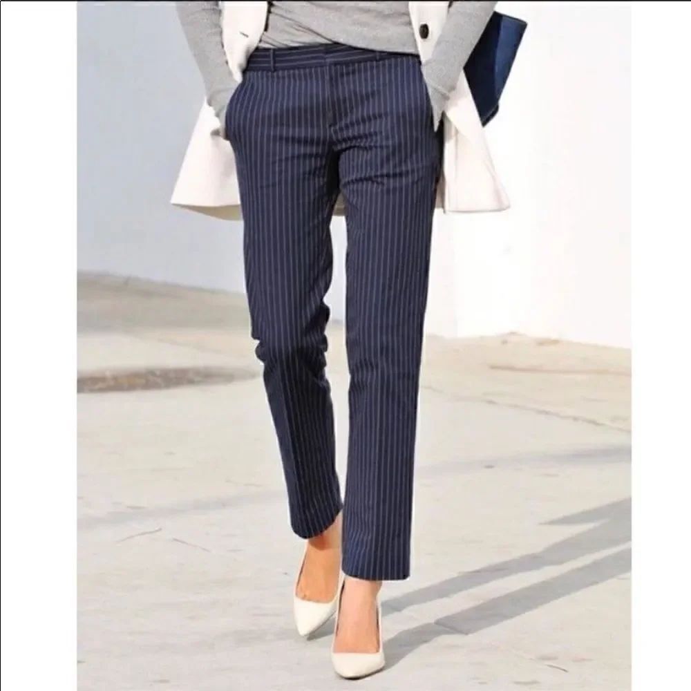 𝅺euc J Crew City Fit Super 120 cropped pinstripe pants Size 0
